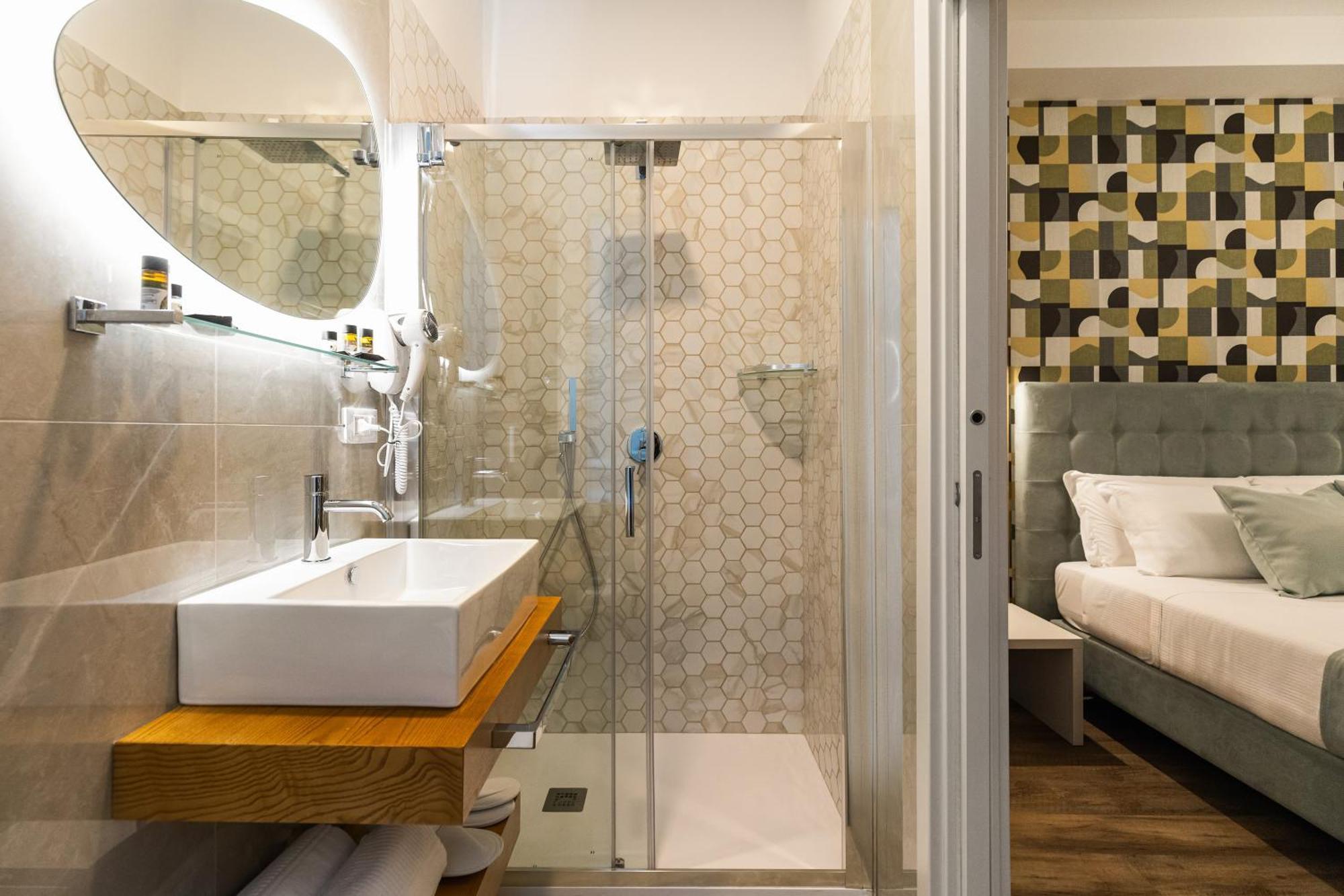 Albadea Deco&Jacuzzi Hotel Rome Exterior photo